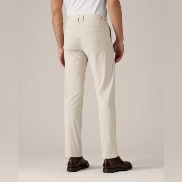 Rhone Commuter Pants Stone, Classic Fit 31 - Picture 3 of 10